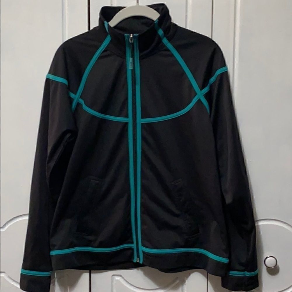 Oleg
Cassini sport vintage Athletic jacket size M